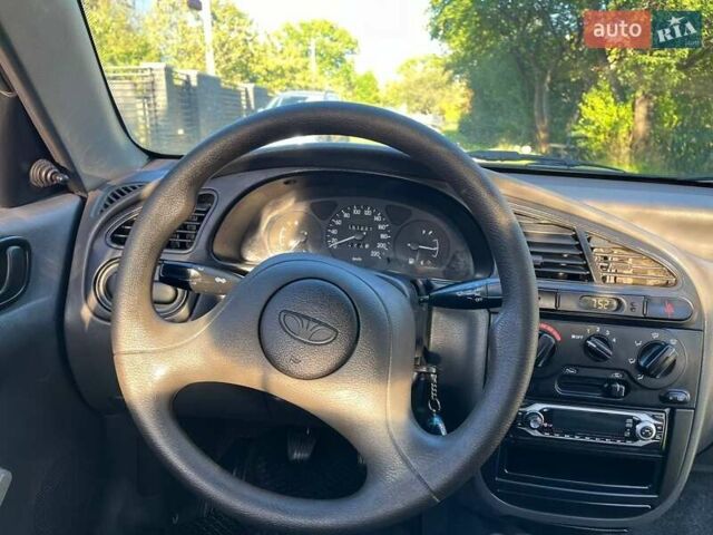 Сірий Деу Ланос, об'ємом двигуна 1.5 л та пробігом 151 тис. км за 3500 $, фото 31 на Automoto.ua