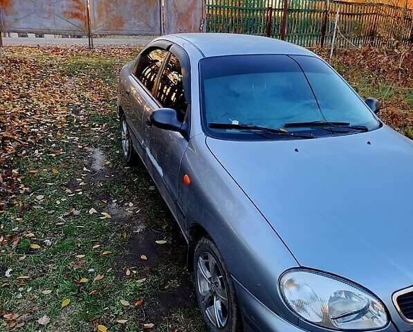 Сірий Деу Ланос, об'ємом двигуна 1.5 л та пробігом 303 тис. км за 2250 $, фото 2 на Automoto.ua