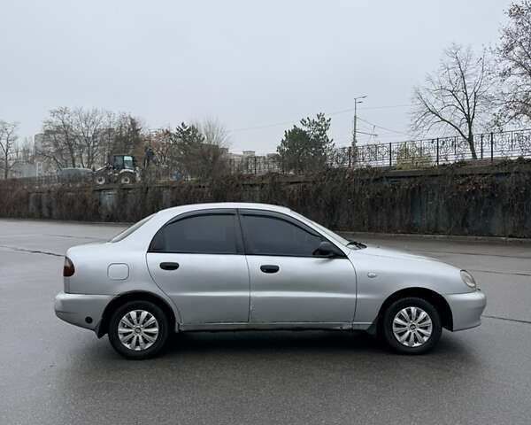 Серый Дэу Ланос, объемом двигателя 0 л и пробегом 212 тыс. км за 1800 $, фото 6 на Automoto.ua