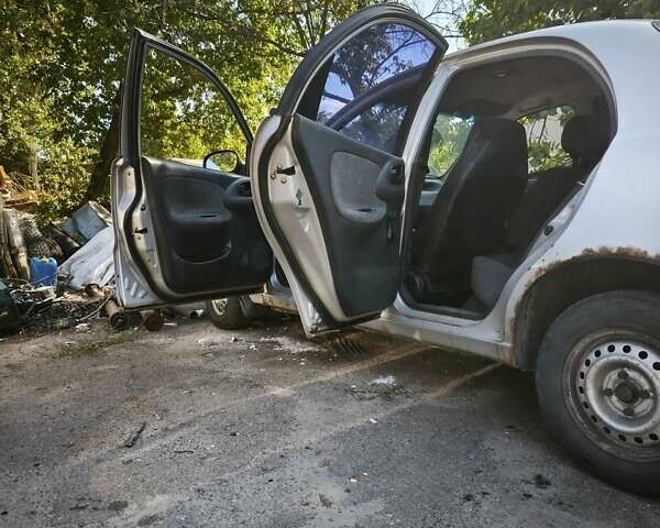 Сірий Деу Ланос, об'ємом двигуна 1.5 л та пробігом 532 тис. км за 2300 $, фото 10 на Automoto.ua