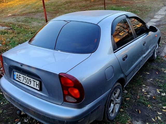 Сірий Деу Ланос, об'ємом двигуна 1.5 л та пробігом 303 тис. км за 2250 $, фото 1 на Automoto.ua