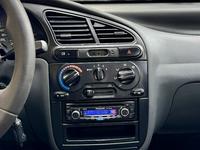 Серый Дэу Ланос, объемом двигателя 1.5 л и пробегом 171 тыс. км за 2350 $, фото 7 на Automoto.ua