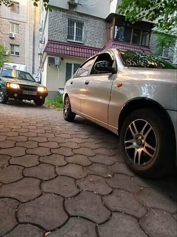 Серый Дэу Ланос, объемом двигателя 1.5 л и пробегом 238 тыс. км за 2499 $, фото 2 на Automoto.ua