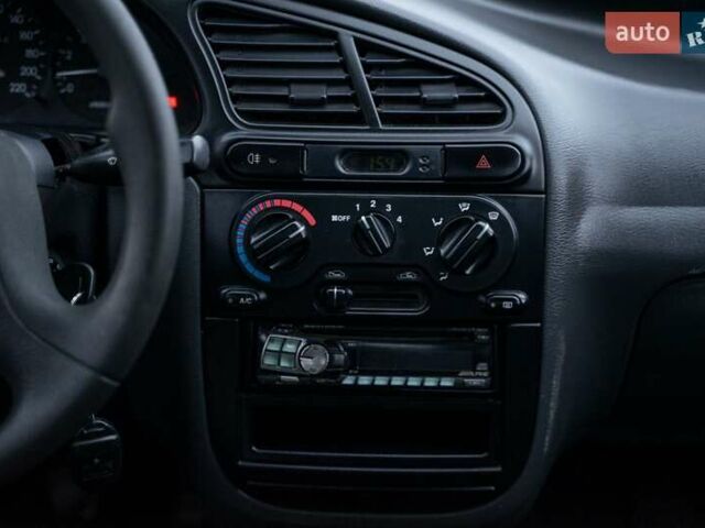 Серый Дэу Ланос, объемом двигателя 1.5 л и пробегом 126 тыс. км за 2950 $, фото 4 на Automoto.ua