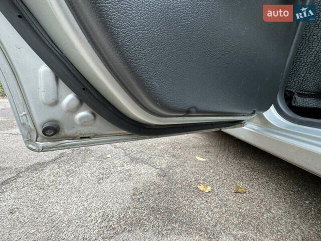 Деу Ланос 2007 у Чернігові на Automoto.ua Сірий Деу Ланос, об'ємом двигуна 1.5 л та пробігом 73 тис. км за 3900 $, фото 21 на Automoto.ua