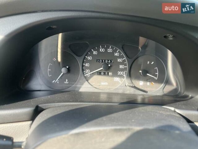 Сірий Деу Ланос, об'ємом двигуна 1.5 л та пробігом 203 тис. км за 2000 $, фото 4 на Automoto.ua