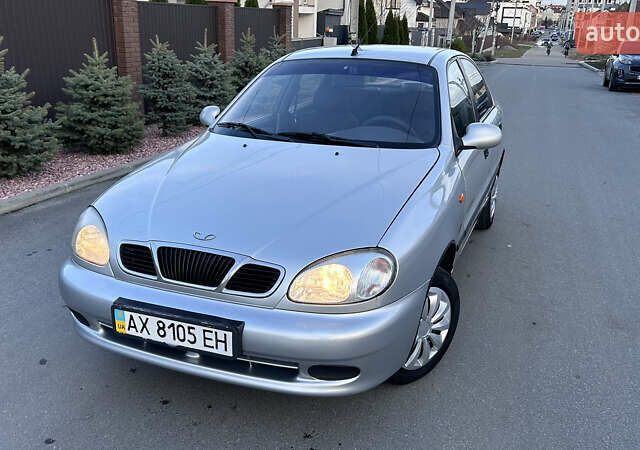 Сірий Деу Ланос, об'ємом двигуна 1.5 л та пробігом 215 тис. км за 1800 $, фото 2 на Automoto.ua