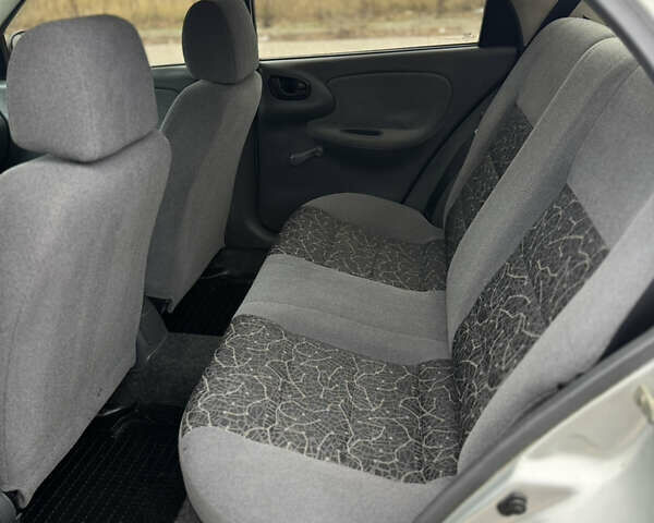 Серый Дэу Ланос, объемом двигателя 1.5 л и пробегом 229 тыс. км за 2250 $, фото 12 на Automoto.ua