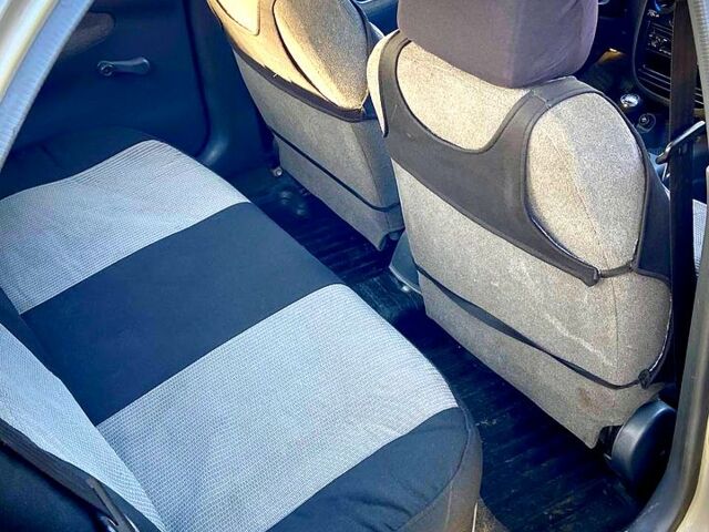 Серый Дэу Ланос, объемом двигателя 1.5 л и пробегом 333 тыс. км за 1800 $, фото 6 на Automoto.ua