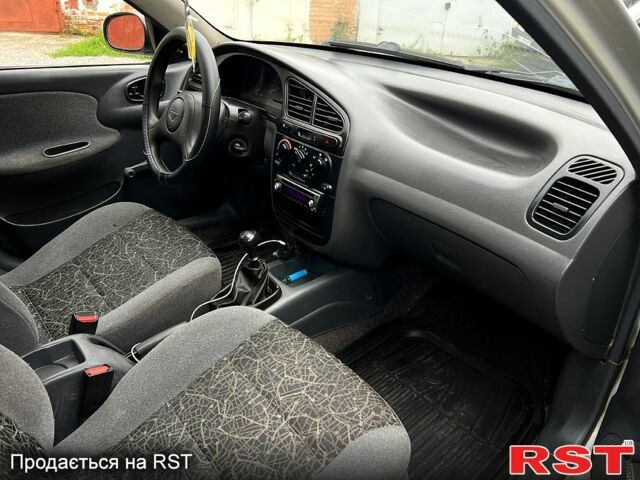 Серый Дэу Ланос, объемом двигателя 1.5 л и пробегом 200 тыс. км за 1750 $, фото 4 на Automoto.ua