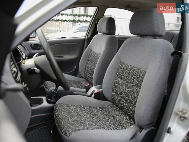 Сірий Деу Ланос, об'ємом двигуна 1.5 л та пробігом 109 тис. км за 1600 $, фото 6 на Automoto.ua