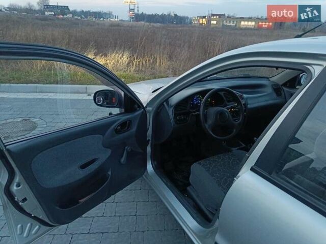 Сірий Деу Ланос, об'ємом двигуна 1.4 л та пробігом 98 тис. км за 2450 $, фото 6 на Automoto.ua