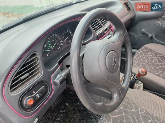 Сірий Деу Ланос, об'ємом двигуна 1.3 л та пробігом 111 тис. км за 1100 $, фото 28 на Automoto.ua
