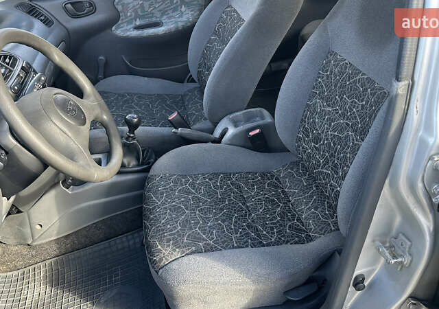 Сірий Деу Ланос, об'ємом двигуна 1.5 л та пробігом 240 тис. км за 1550 $, фото 5 на Automoto.ua