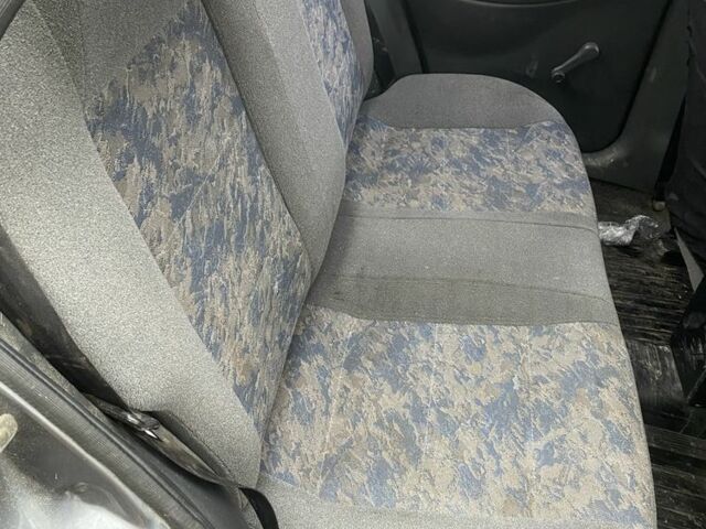 Сірий Деу Ланос, об'ємом двигуна 1.4 л та пробігом 30 тис. км за 1800 $, фото 7 на Automoto.ua