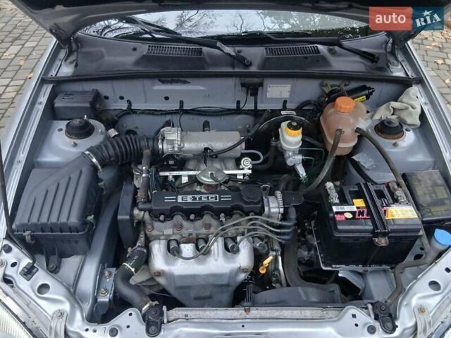 Сірий Деу Ланос, об'ємом двигуна 1.5 л та пробігом 102 тис. км за 3500 $, фото 24 на Automoto.ua