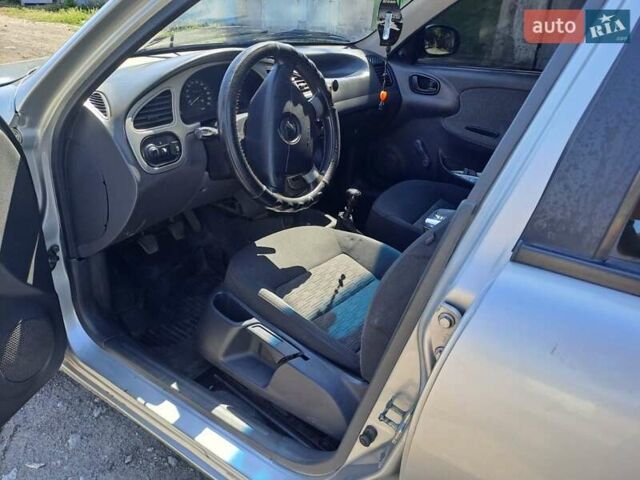 Сірий Деу Ланос, об'ємом двигуна 1.5 л та пробігом 141 тис. км за 2500 $, фото 5 на Automoto.ua