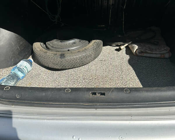 Сірий Деу Ланос, об'ємом двигуна 1.5 л та пробігом 290 тис. км за 2000 $, фото 8 на Automoto.ua