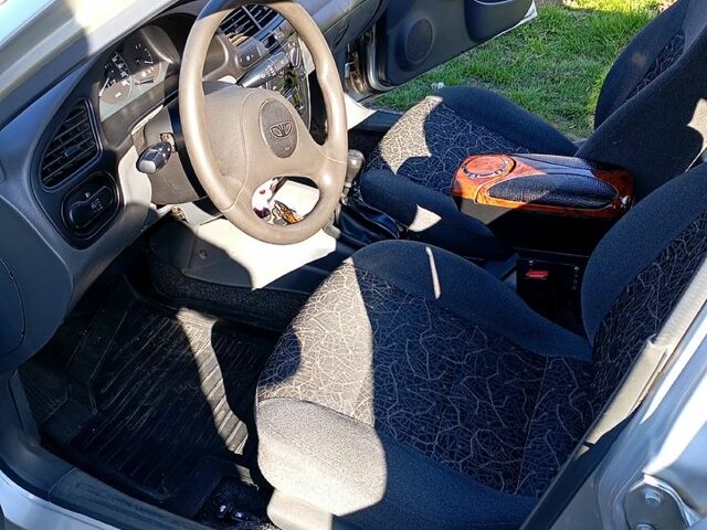 Сірий Деу Ланос, об'ємом двигуна 1.4 л та пробігом 97 тис. км за 2800 $, фото 8 на Automoto.ua