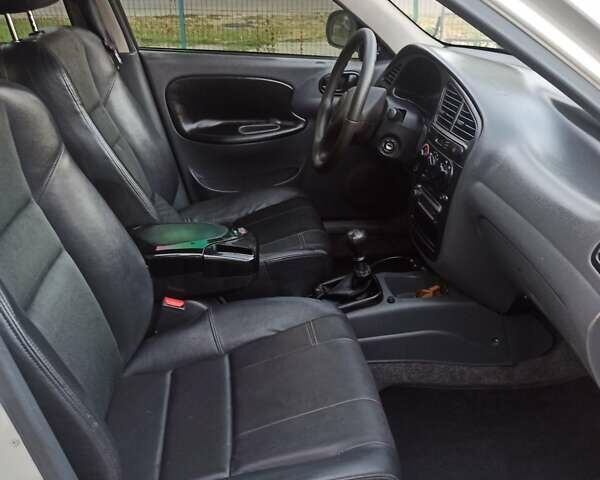 Серый Дэу Ланос, объемом двигателя 1.5 л и пробегом 136 тыс. км за 3500 $, фото 5 на Automoto.ua