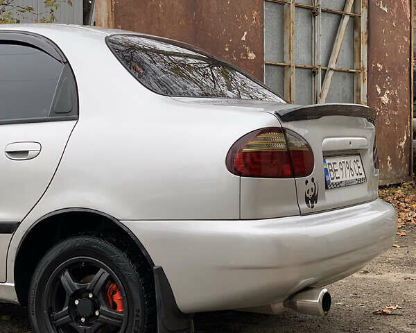 Серый Дэу Ланос, объемом двигателя 1.5 л и пробегом 384 тыс. км за 2900 $, фото 2 на Automoto.ua