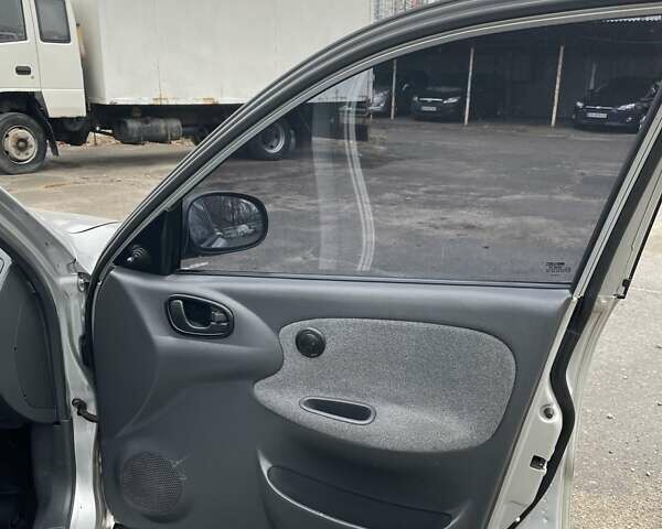 Сірий Деу Ланос, об'ємом двигуна 1.5 л та пробігом 201 тис. км за 2100 $, фото 20 на Automoto.ua