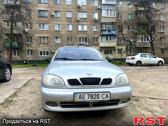 Серый Дэу Ланос, объемом двигателя 1.5 л и пробегом 204 тыс. км за 2950 $, фото 2 на Automoto.ua