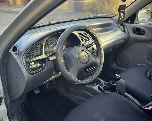 Серый Дэу Ланос, объемом двигателя 1.5 л и пробегом 280 тыс. км за 2150 $, фото 6 на Automoto.ua