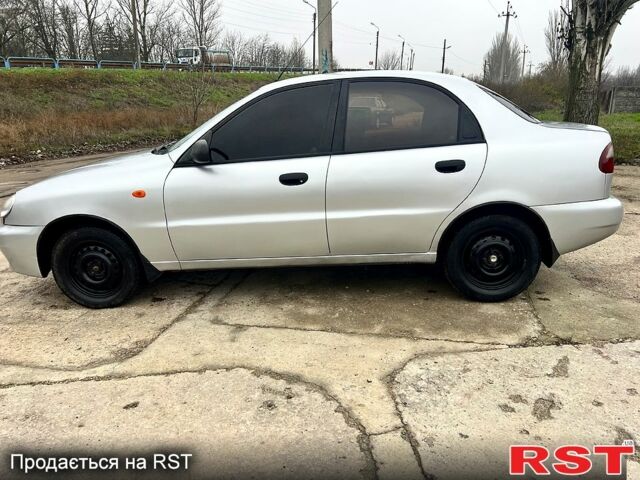 Серый Дэу Ланос, объемом двигателя 1.5 л и пробегом 221 тыс. км за 2450 $, фото 3 на Automoto.ua