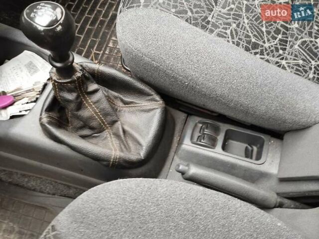 Дэу Ланос 2007 в Сарнах на Automoto.ua Серый Дэу Ланос, объемом двигателя 1.5 л и пробегом 180 тыс. км за 1550 $, фото 7 на Automoto.ua