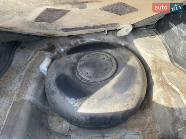 Серый Дэу Ланос, объемом двигателя 1.5 л и пробегом 250 тыс. км за 2500 $, фото 5 на Automoto.ua