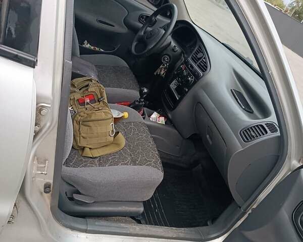 Сірий Деу Ланос, об'ємом двигуна 1.4 л та пробігом 139 тис. км за 2200 $, фото 5 на Automoto.ua