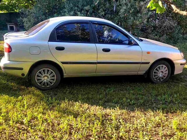 Сірий Деу Ланос, об'ємом двигуна 1.5 л та пробігом 210 тис. км за 2000 $, фото 3 на Automoto.ua