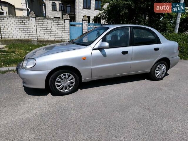 Сірий Деу Ланос, об'ємом двигуна 1.5 л та пробігом 220 тис. км за 2350 $, фото 2 на Automoto.ua