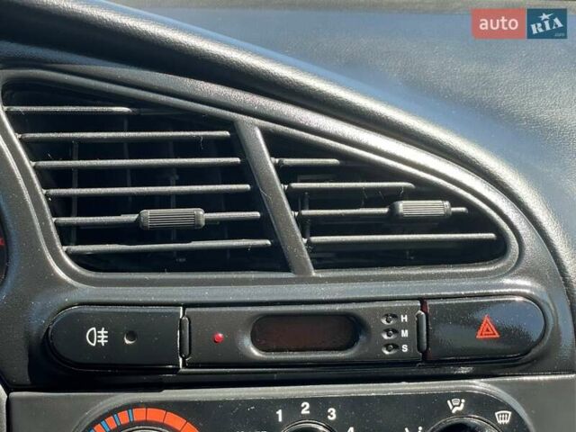 Серый Дэу Ланос, объемом двигателя 1.5 л и пробегом 290 тыс. км за 2500 $, фото 23 на Automoto.ua