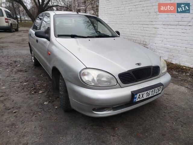 Сірий Деу Ланос, об'ємом двигуна 1.5 л та пробігом 271 тис. км за 2000 $, фото 1 на Automoto.ua