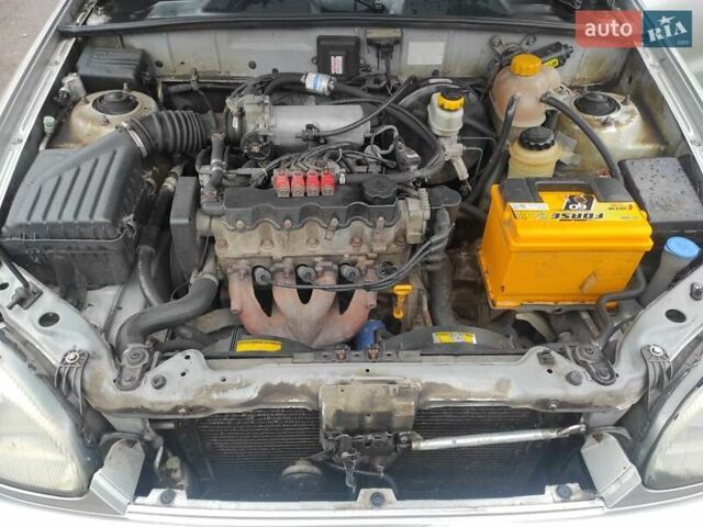 Серый Дэу Ланос, объемом двигателя 1.5 л и пробегом 200 тыс. км за 1750 $, фото 7 на Automoto.ua