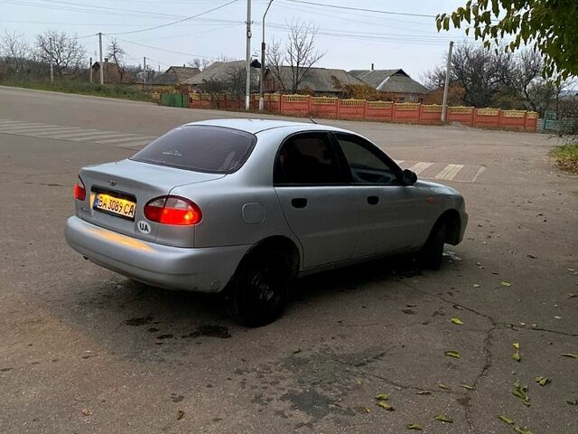 Серый Дэу Ланос, объемом двигателя 1.4 л и пробегом 230 тыс. км за 1750 $, фото 2 на Automoto.ua