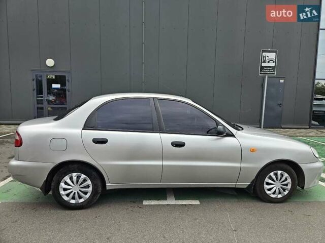 Сірий Деу Ланос, об'ємом двигуна 1.5 л та пробігом 75 тис. км за 3100 $, фото 9 на Automoto.ua
