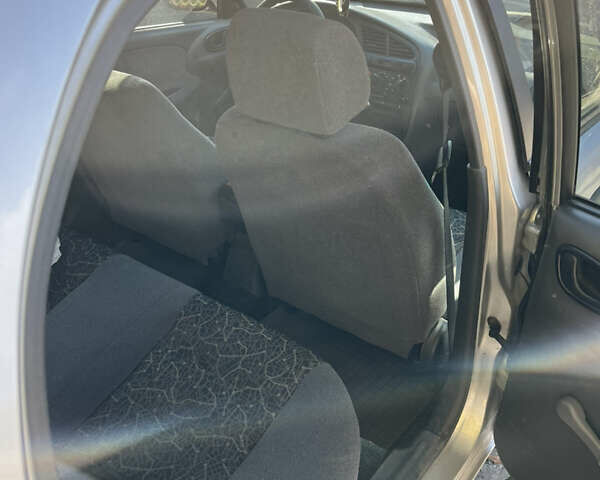 Сірий Деу Ланос, об'ємом двигуна 1.5 л та пробігом 198 тис. км за 2500 $, фото 8 на Automoto.ua