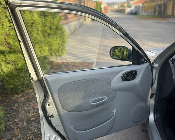 Серый Дэу Ланос, объемом двигателя 1.5 л и пробегом 280 тыс. км за 2150 $, фото 12 на Automoto.ua