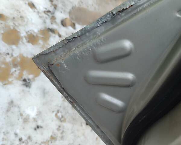 Серый Дэу Ланос, объемом двигателя 1.5 л и пробегом 350 тыс. км за 1200 $, фото 1 на Automoto.ua