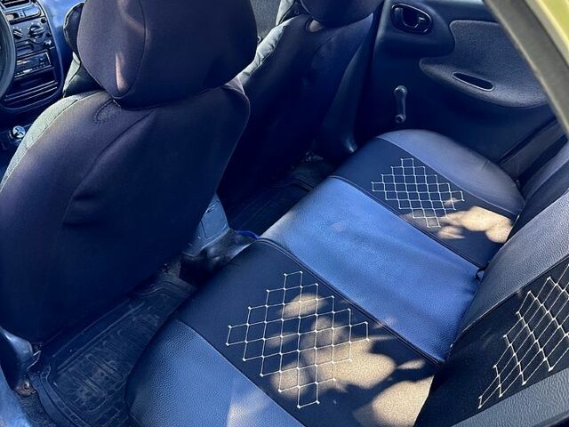 Сірий Деу Ланос, об'ємом двигуна 1.4 л та пробігом 170 тис. км за 1350 $, фото 5 на Automoto.ua