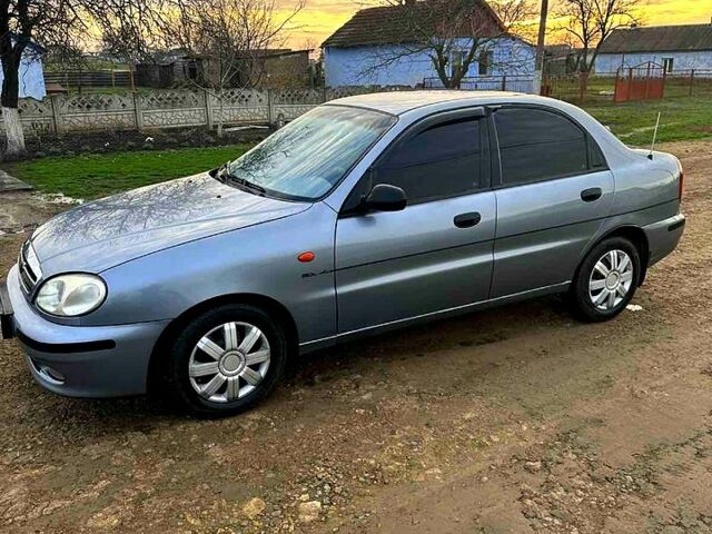 Серый Дэу Ланос, объемом двигателя 1.5 л и пробегом 211 тыс. км за 2500 $, фото 2 на Automoto.ua