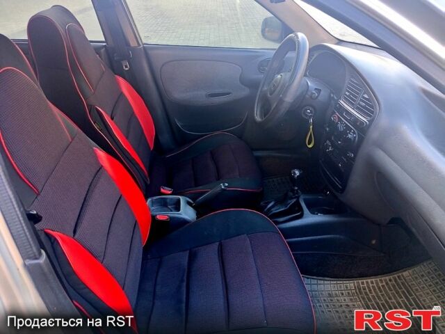 Сірий Деу Ланос, об'ємом двигуна 1.5 л та пробігом 160 тис. км за 2300 $, фото 5 на Automoto.ua