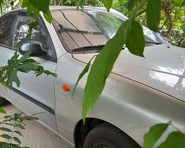 Сірий Деу Ланос, об'ємом двигуна 1.5 л та пробігом 227 тис. км за 1500 $, фото 2 на Automoto.ua