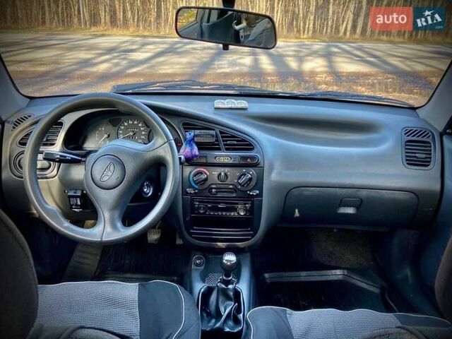 Серый Дэу Ланос, объемом двигателя 1.5 л и пробегом 333 тыс. км за 1800 $, фото 5 на Automoto.ua