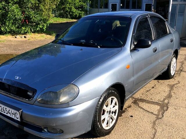 Сірий Деу Ланос, об'ємом двигуна 1.5 л та пробігом 250 тис. км за 2000 $, фото 1 на Automoto.ua