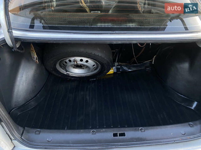 Серый Дэу Ланос, объемом двигателя 1.5 л и пробегом 343 тыс. км за 1300 $, фото 9 на Automoto.ua