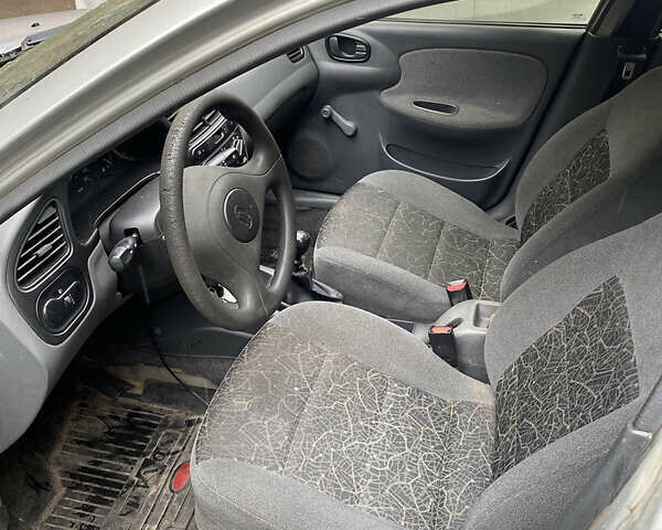 Сірий Деу Ланос, об'ємом двигуна 1.5 л та пробігом 241 тис. км за 1500 $, фото 15 на Automoto.ua